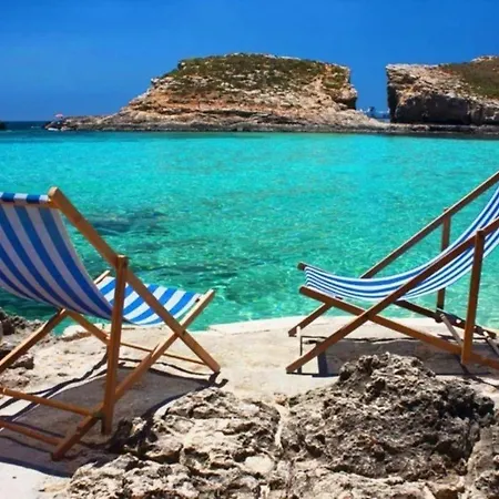 וילה Imagine Your Family Renting A Luxury Holiday Close To Paralimni's Main Attractions, 1221