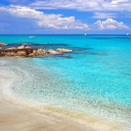 Imagine Your Family Renting A Luxury Holiday Close To Paralimni's Main Attractions, 1221 * פאראלימני