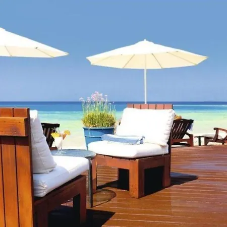 Villa Imagine Your Family Renting A Luxury Holiday Close To Paralimni's Main Attractions, 1221