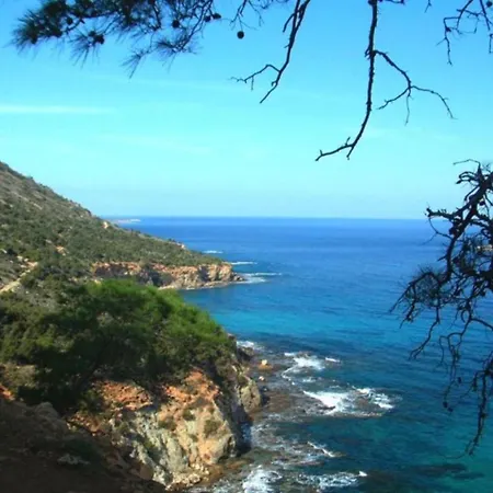 Villa Imagine Your Family Renting A Luxury Holiday Close To Paralimni's Main Attractions, 1221 *