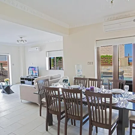 Imagine Your Family Renting A Luxury Holiday Close To Paralimni's Main Attractions, 1221 * Paralimni