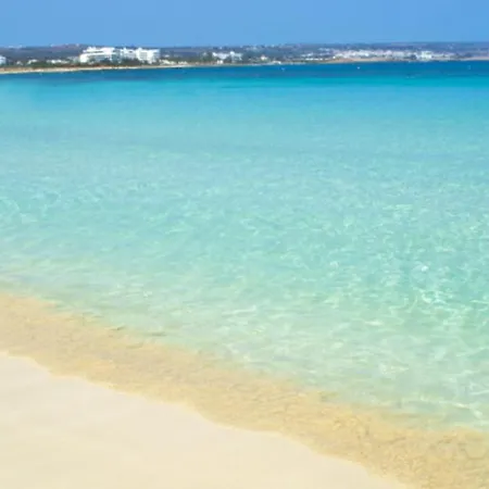 Imagine Your Family Renting A Luxury Holiday Close To Paralimni's Main Attractions, 1221