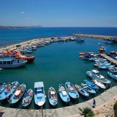 Imagine Your Family Renting A Luxury Holiday Close To Paralimni's Main Attractions, 1221 Villa