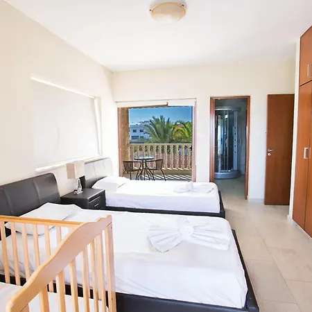 Imagine Your Family Renting A Luxury Holiday Close To Paralimni's Main Attractions, 1221